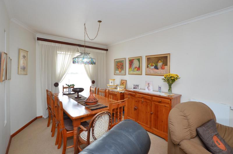 2 Bedroom Property for Sale in Ridgeworth Western Cape